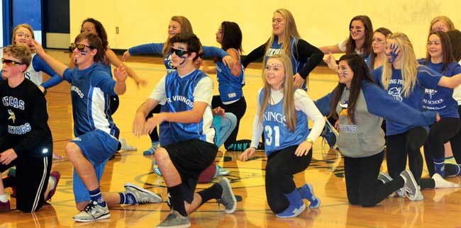 The sophomore class during their lip synch.