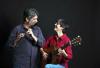 Grey Larsen and Cindy Kallet will perform on Valentine’s Day at the Lopez Grange.