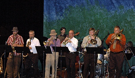 (L to R) The Orcas Horns: Al Bentley