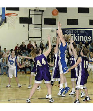 A Lady Viking takes her shot.