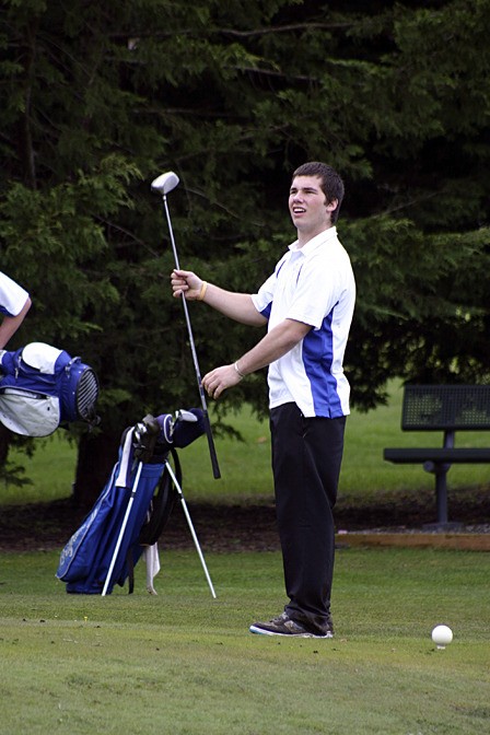 Orcas Viking Jacob Hanson watches his drive from the tee on the ninth hole