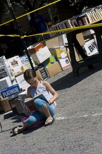 2012 Library Fair at the Village Green