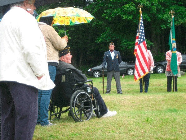 Harry Patton (far left).