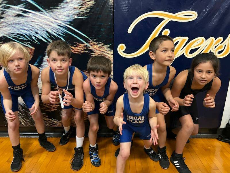 WWKWL Skagit Valley Novice tournament. Left to right: Cru Hawley, Greyson Howard, Caden King, Brooks Hawley, David Nunez and Alexis Armas.