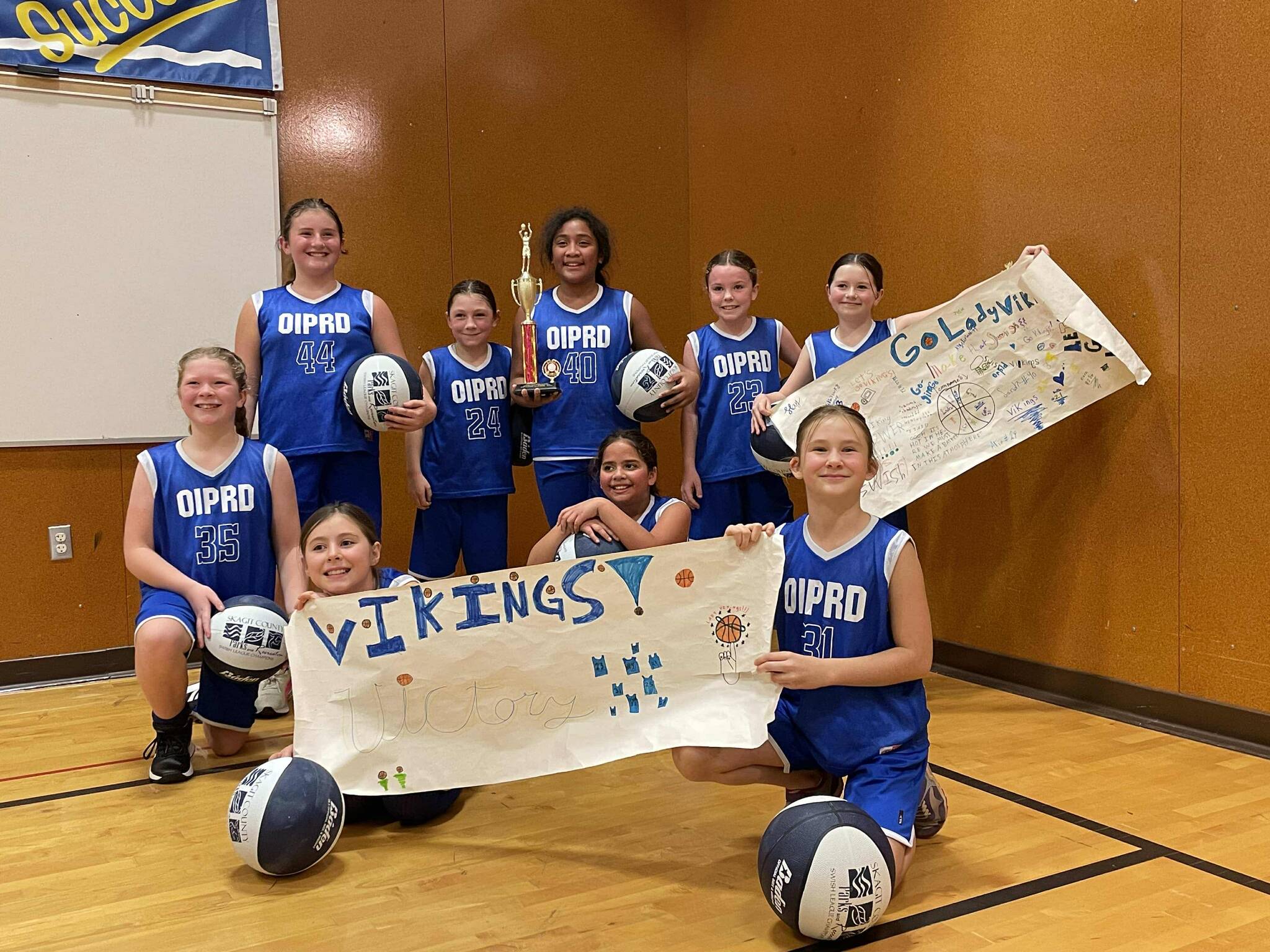 Kami Griffin photo.
Left to right, back row: Angelina Smith, Aria Griffin, Sandra Malo, Macey Hance and Nora Duthie. Front row: Josie Foote, Alice Estrella, Bella Malo and Cora Shaner.